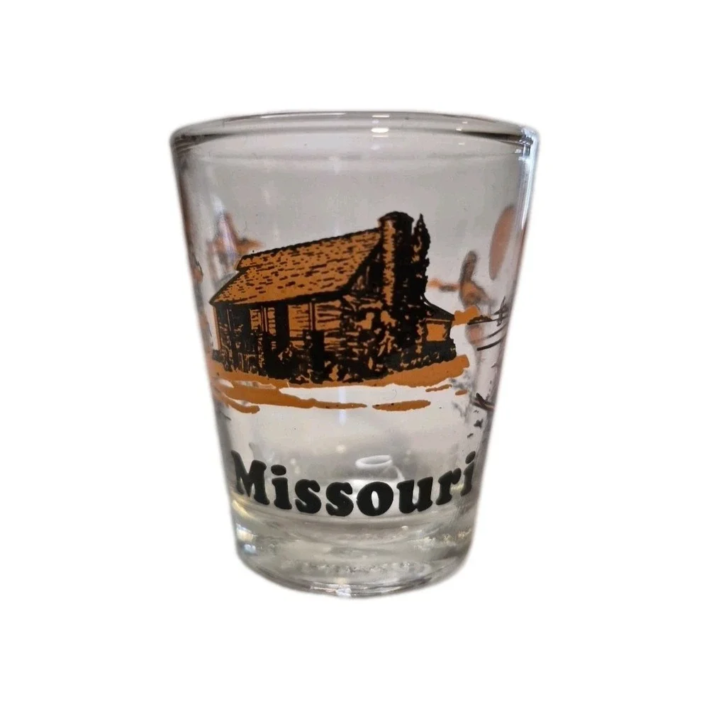 Missouri USA Shot Glass Souvenir‎